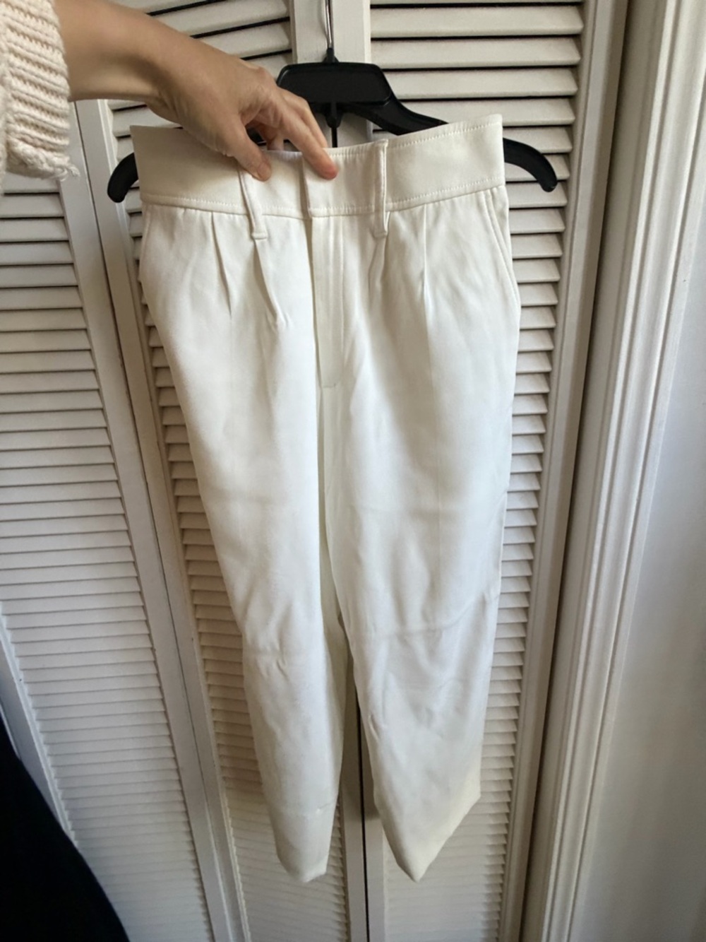AYR Cream High-Waist  cropped Pleated Trousers